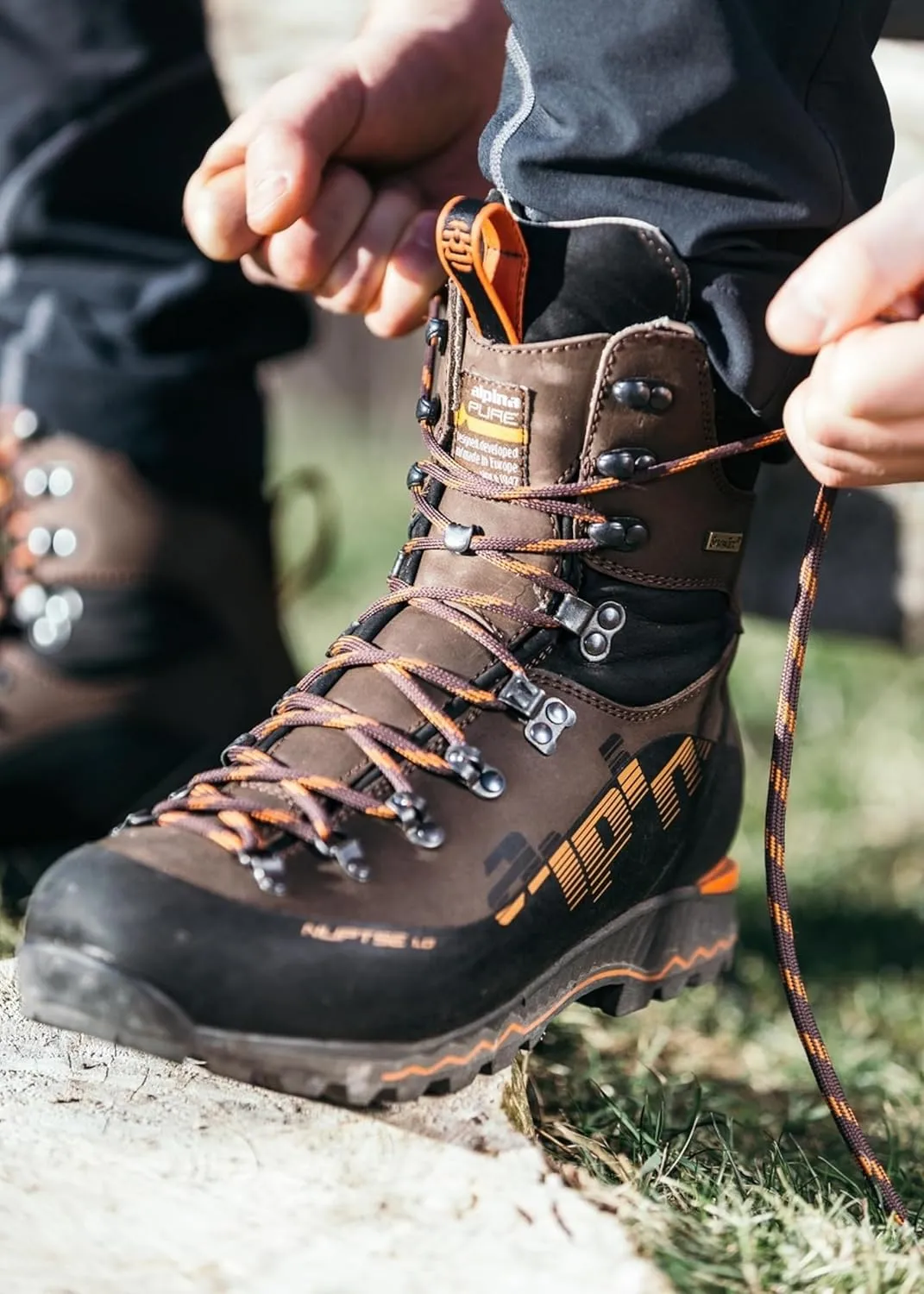 Alpina NUPTSE Men's Boots - Made in Europe - Waterproof - Mountaineering - Hunting - Vibram - Breathable Sympatex Membrane - Nubuck Leather