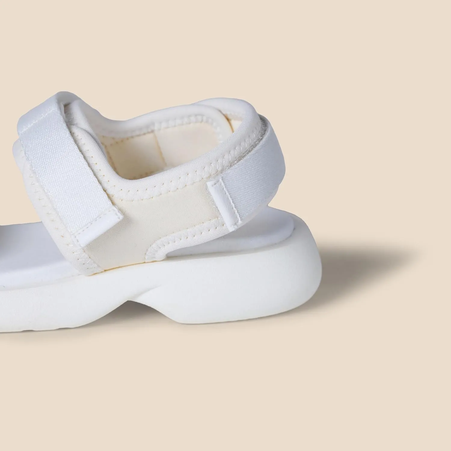 Amazon Essentials Girls' Open Toe Sport Sandals