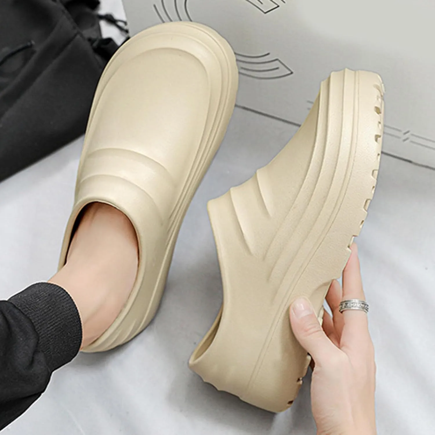 Chef Shoes for Men Non Slip Clogs Work Shoes Kitchen Zapatos De Chef for Women Leather Moccasins Slippers