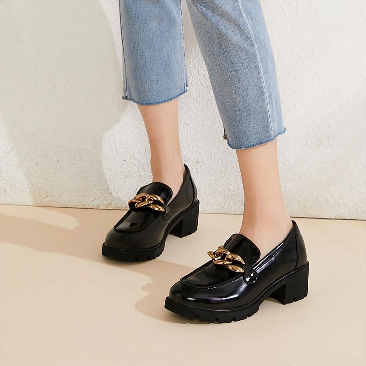 Chunky Loafers Women Platform Loafers for Women Comfort Slip-on Loafers with Chain Faux Leather