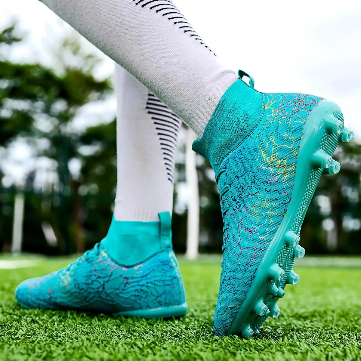 Football Cleats Men Women, Non-Slip High Top Soccer Shoes Lightweight Shock Resistant Training Boots Sneaker Breathable Professional Turf Shoes Sport Athletic Ground Football Boots Soccer Cleats
