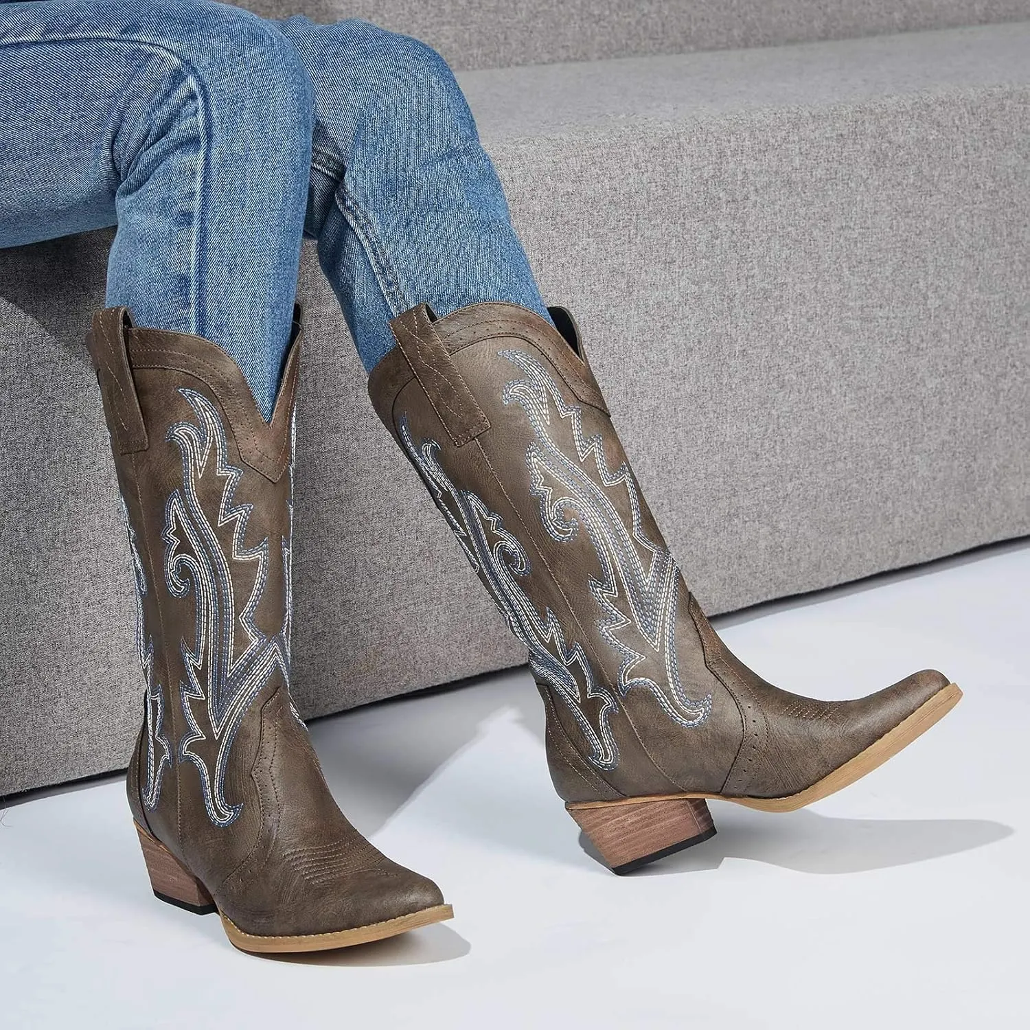 HISEA Rollda Cowboy Boots for Women Cowgirl Boots Ladies Western Embroidery Pointy Toe