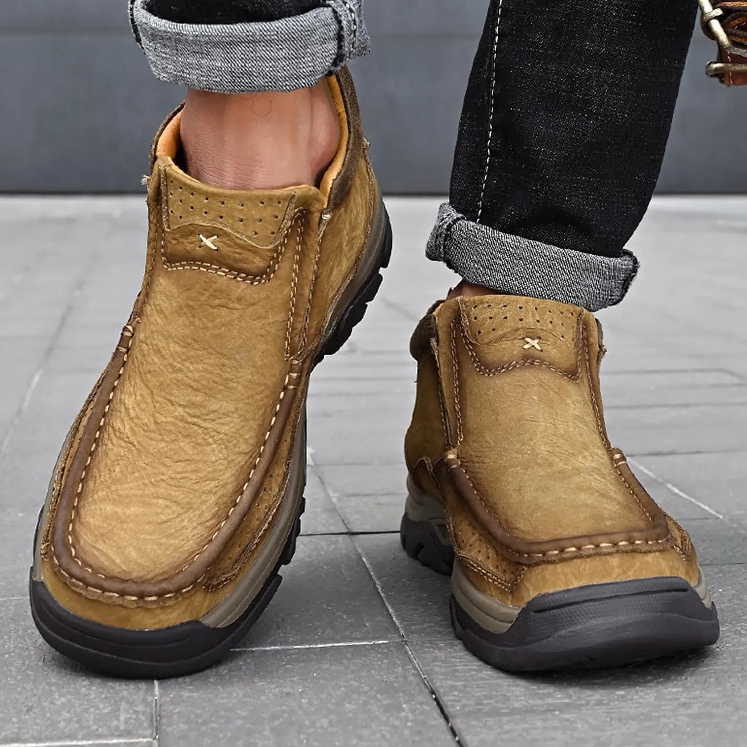 Mens Slip On Casual Loafers Classic Outdoor Leather Walking Hiking Shoes Comfortable for Work Office Dress Outdoor High Top