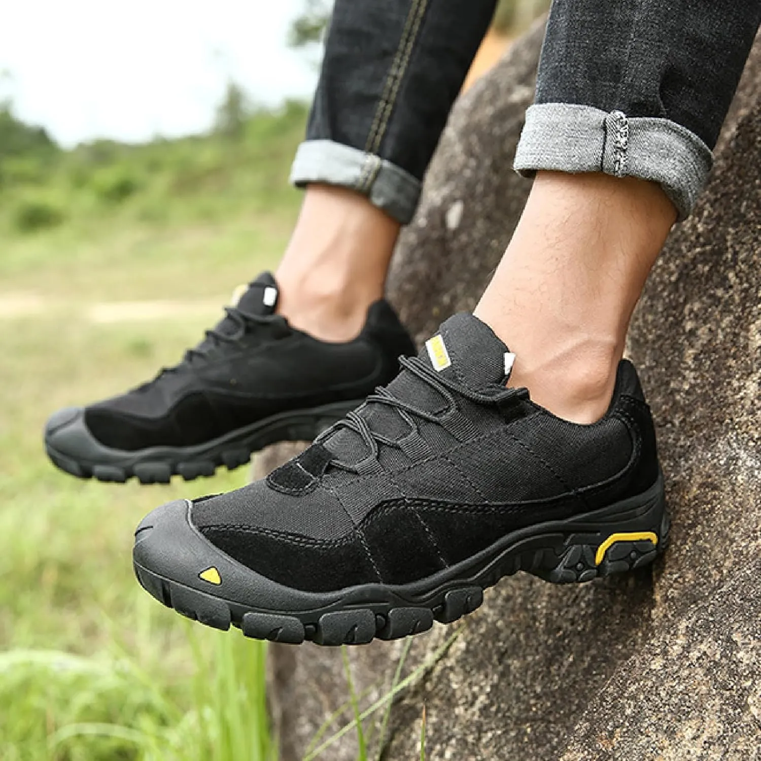 Men's Suede Lace Up Hiking Shoes Comfortable Protective Cap Toe Lug Sole Non-Slip Trekking Outdoor Sneakers Summer Lightweight Casual Walking Shoes