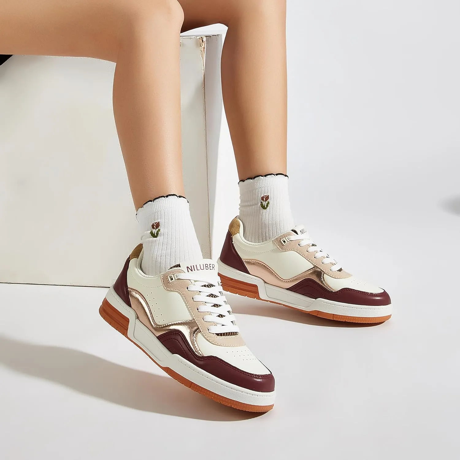 Niluber Women's Fashion Low Top Sneakers - White PU Leather Tennis Shoes-Lace Up Comfortable Casual Waking Shoes