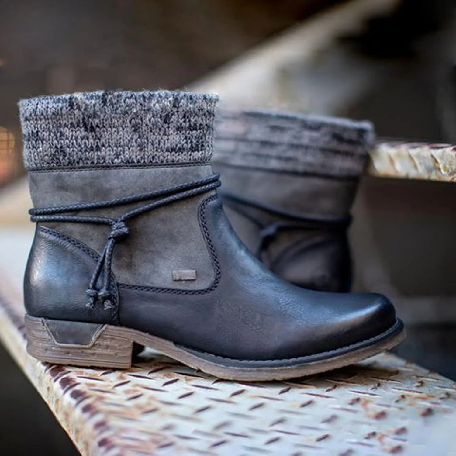 oiangi Womens Round Toe Leather Boots - Vintage Patchwork Side Zipper Strap Chunky Thick Heel Warm Low Heel Ankle Booties Retro Casual Slip-On Shoes