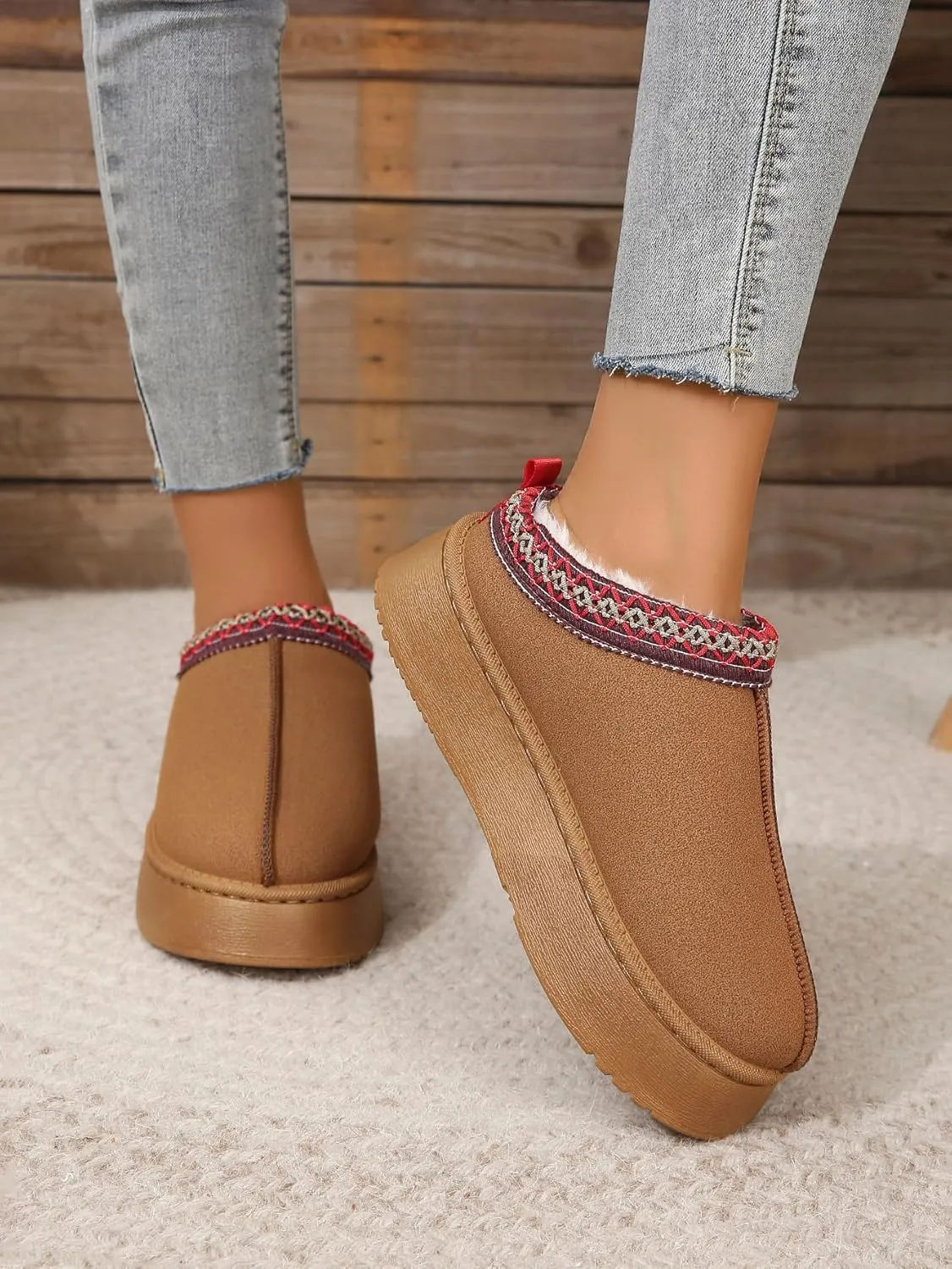 TOCONFFON Womens Slip On Platform Slippers Faux Fur Boots Slipper Thickened Sole Durable Fluffy House Slippers for Indoor and Outdoor