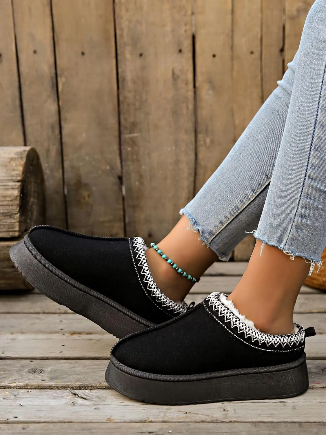 TOCONFFON Womens Slip On Platform Slippers Faux Fur Boots Slipper Thickened Sole Durable Fluffy House Slippers for Indoor and Outdoor