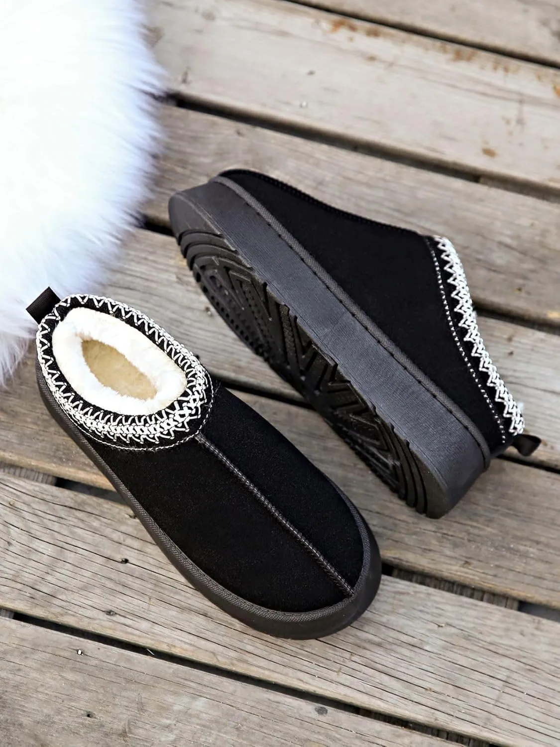 TOCONFFON Womens Slip On Platform Slippers Faux Fur Boots Slipper Thickened Sole Durable Fluffy House Slippers for Indoor and Outdoor