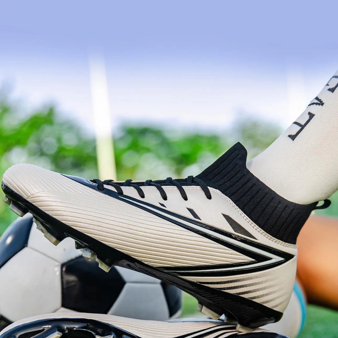 Unisex's Fashion Sports High-Top FG Trainers Cleats Football Sneakers Long Studs AG Soccer Shoes