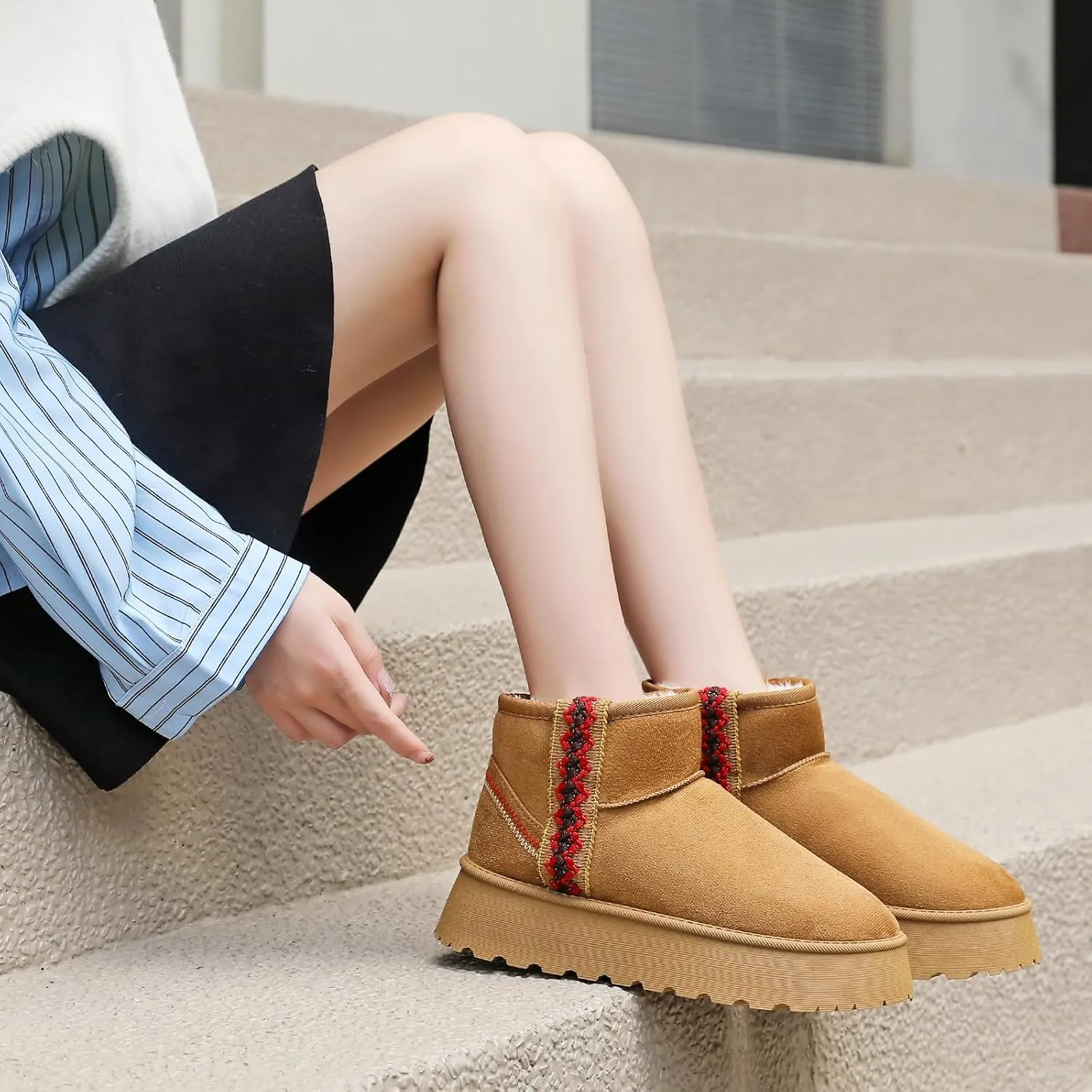 Winter Boots for Women, Lightweight Platform Boots Fashion Ankle Boots for Women,Classic Suede Fur Leather Snow Boots with Comfort Insole Waterproof Stylish Fall Boots