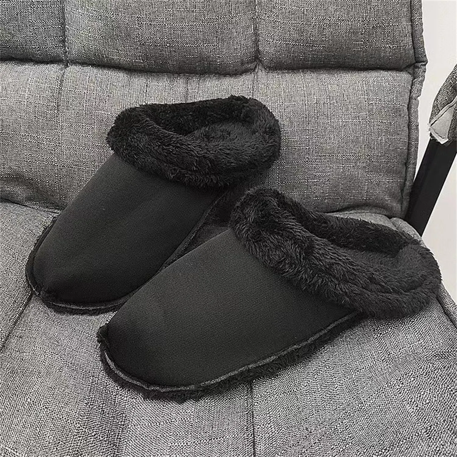 Winter Replacement Fur Insoles, Warm Insoles 2 Pairs, Unisex Home Slippers Insert Warm Insoles, Removable and Washable Fur c Insoles for Shoes, Boots, Slippers. (Black, 8.5-9)