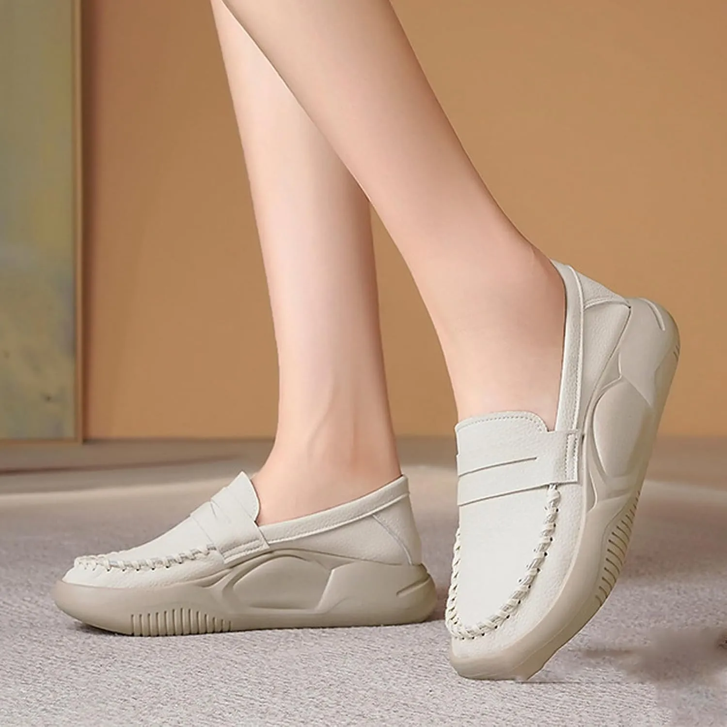 Women's Hand Stitching Platform Leather Slip On Loafers,Comfort Round Toe Lightweight Soft Sole Increase Height Walking Shoes Low Top Work Nurse Shoes Driving Moccasins
